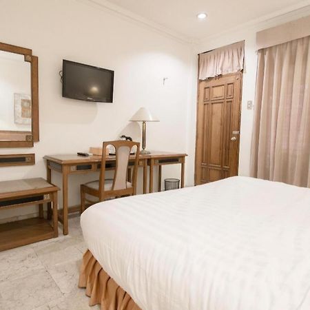 Готель Oyo 121 Hua Hin Goodview Екстер'єр фото