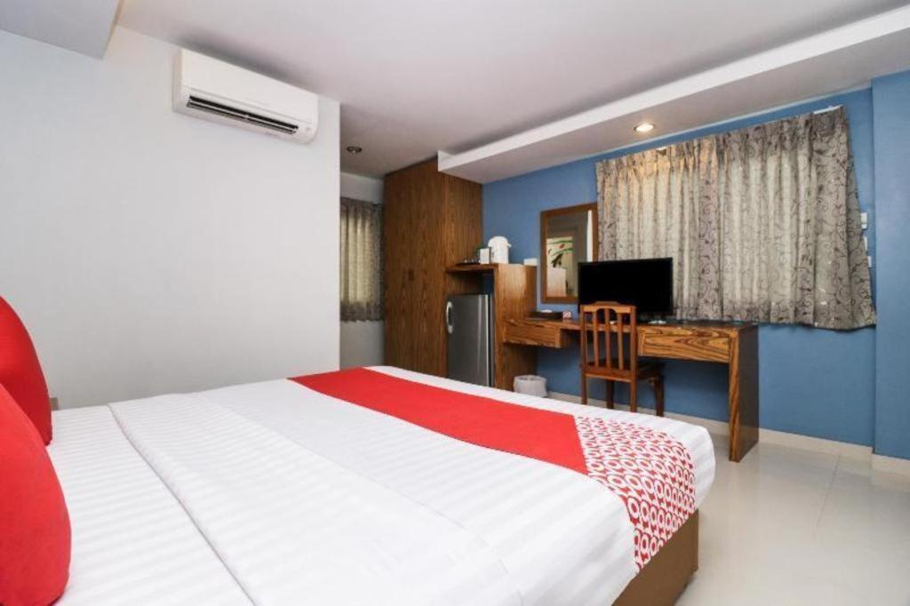 Готель Oyo 121 Hua Hin Goodview Екстер'єр фото