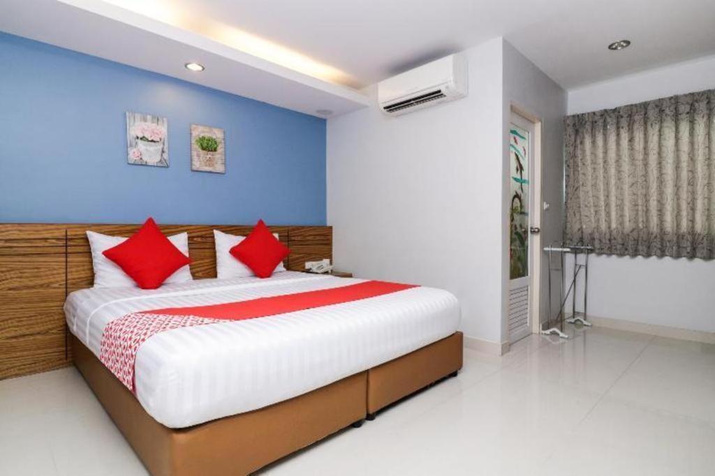 Готель Oyo 121 Hua Hin Goodview Екстер'єр фото
