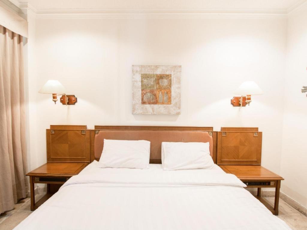 Готель Oyo 121 Hua Hin Goodview Екстер'єр фото