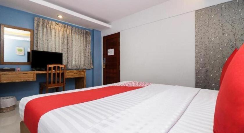 Готель Oyo 121 Hua Hin Goodview Екстер'єр фото