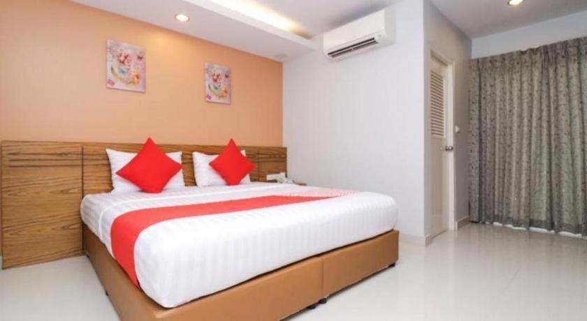 Готель Oyo 121 Hua Hin Goodview Екстер'єр фото