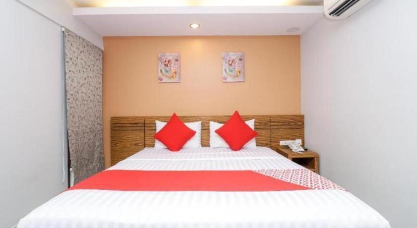 Готель Oyo 121 Hua Hin Goodview Екстер'єр фото