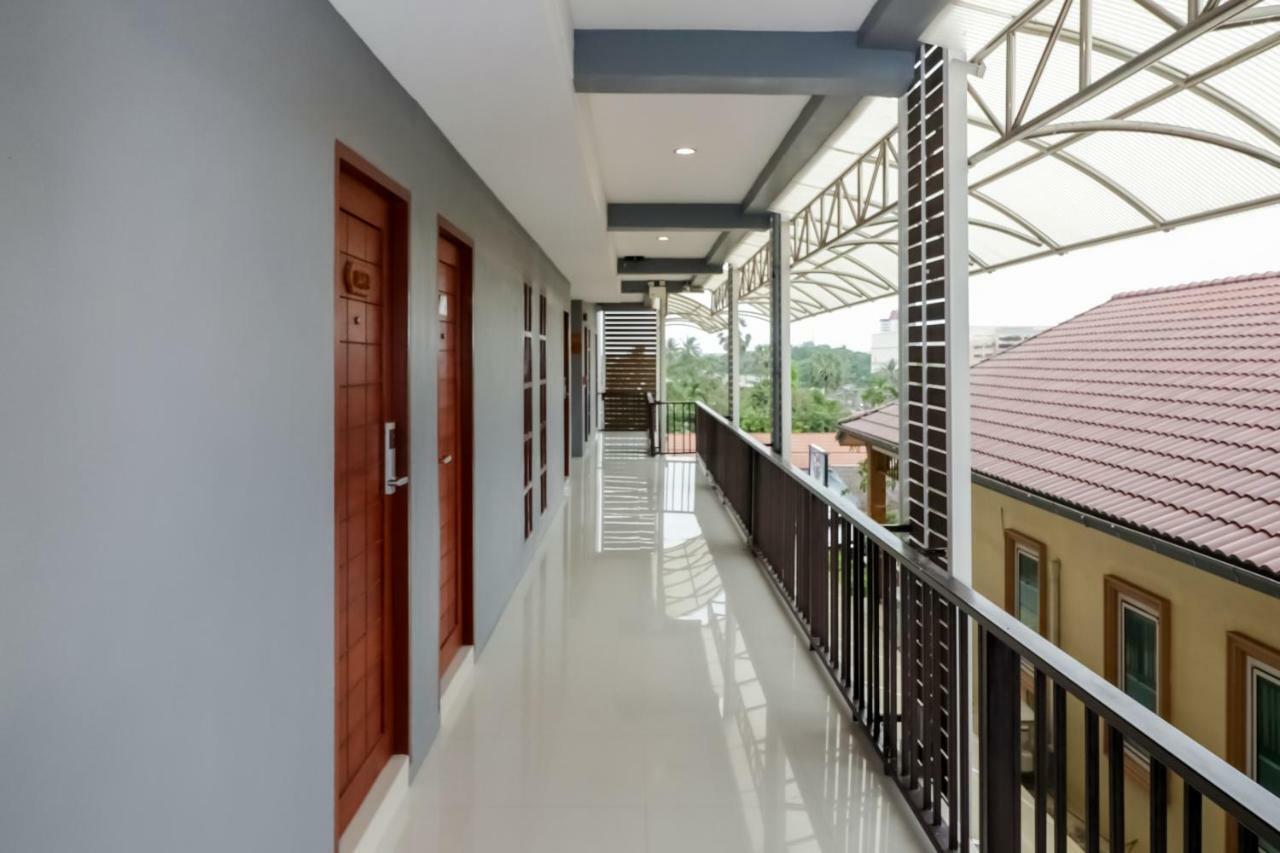 Готель Oyo 121 Hua Hin Goodview Екстер'єр фото